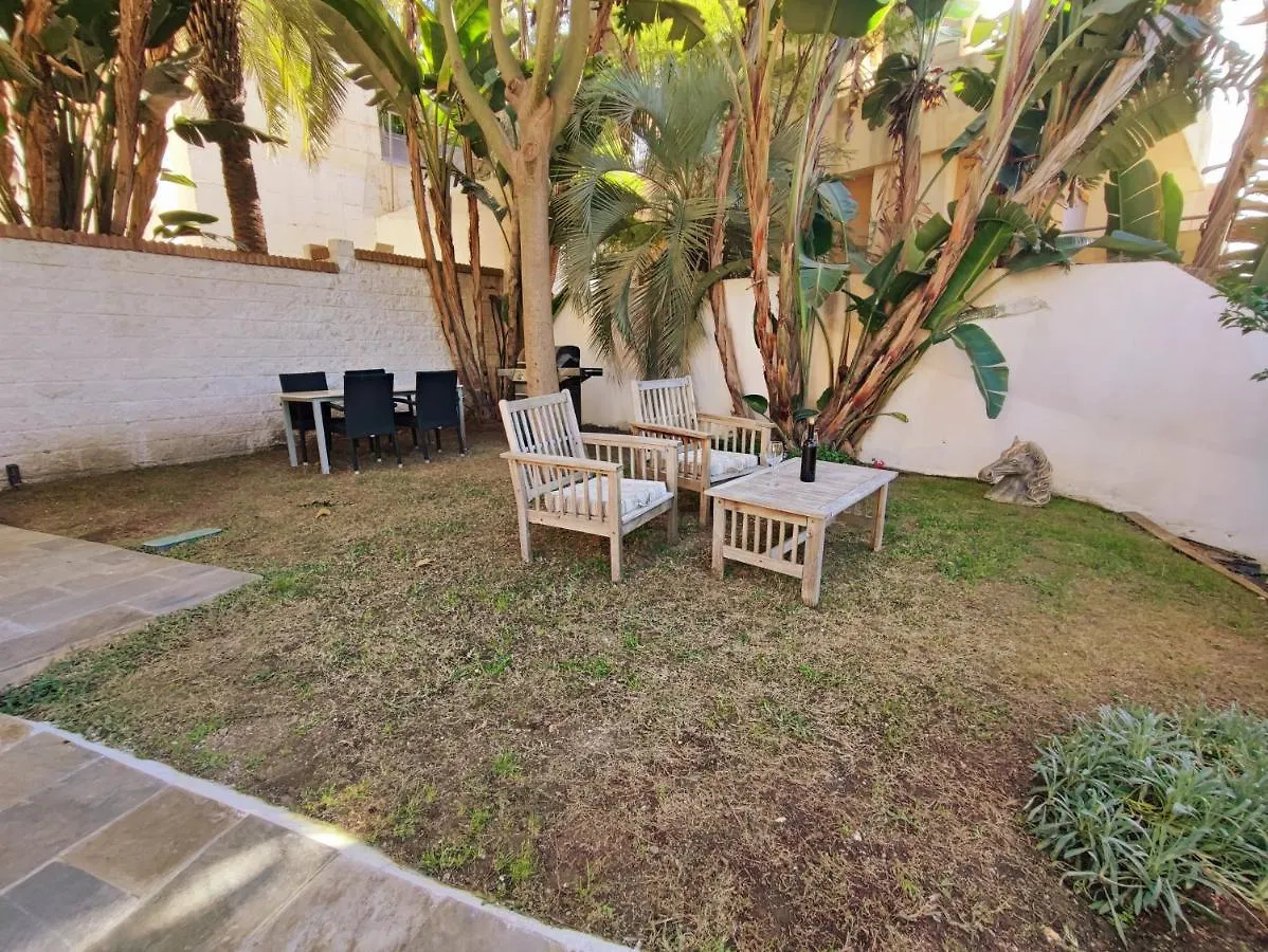 Bed & Breakfast Villa Aguilas Club Guest House Malaga