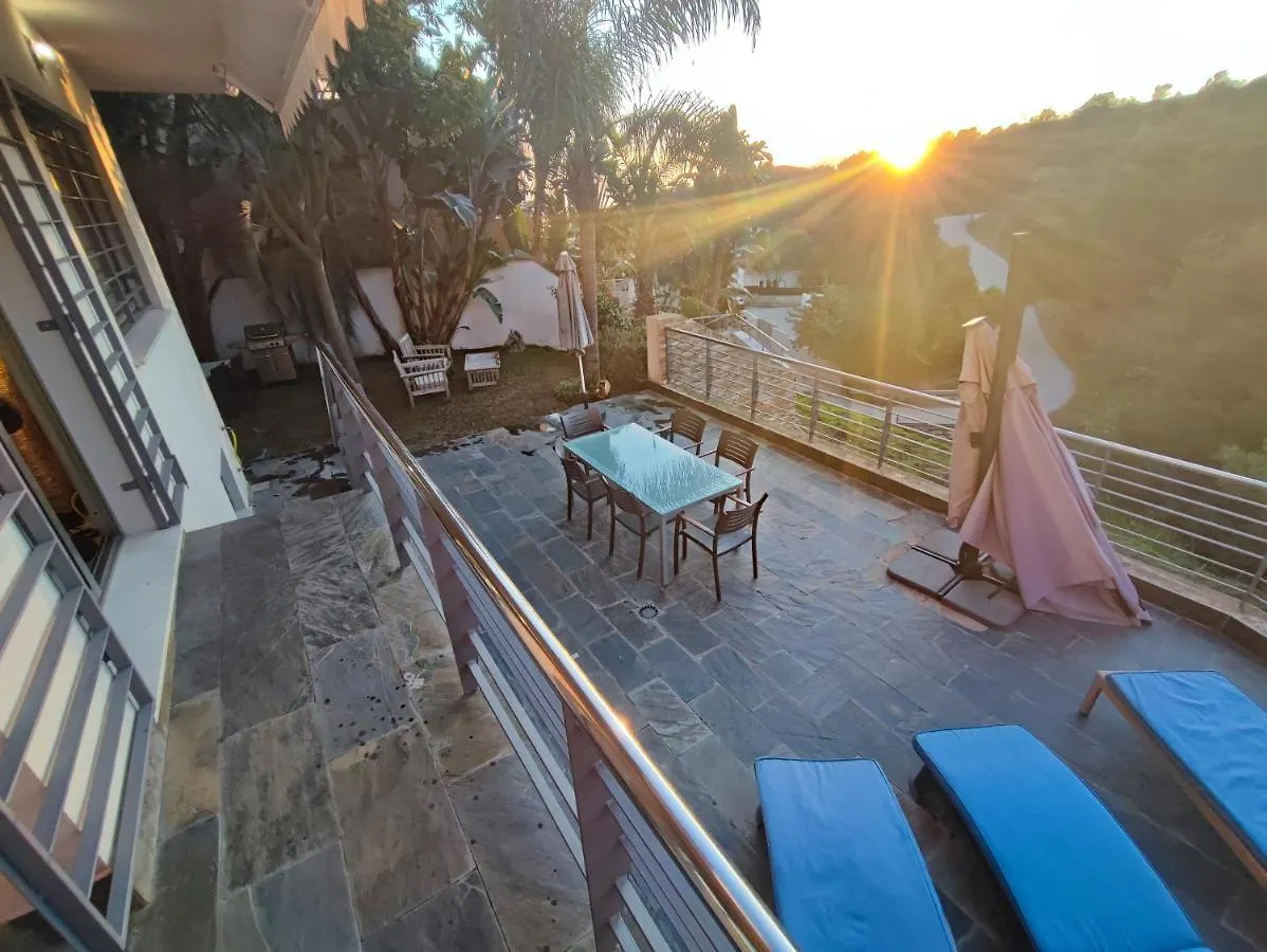 Villa Aguilas Club Guest House Malaga Bed & Breakfast
